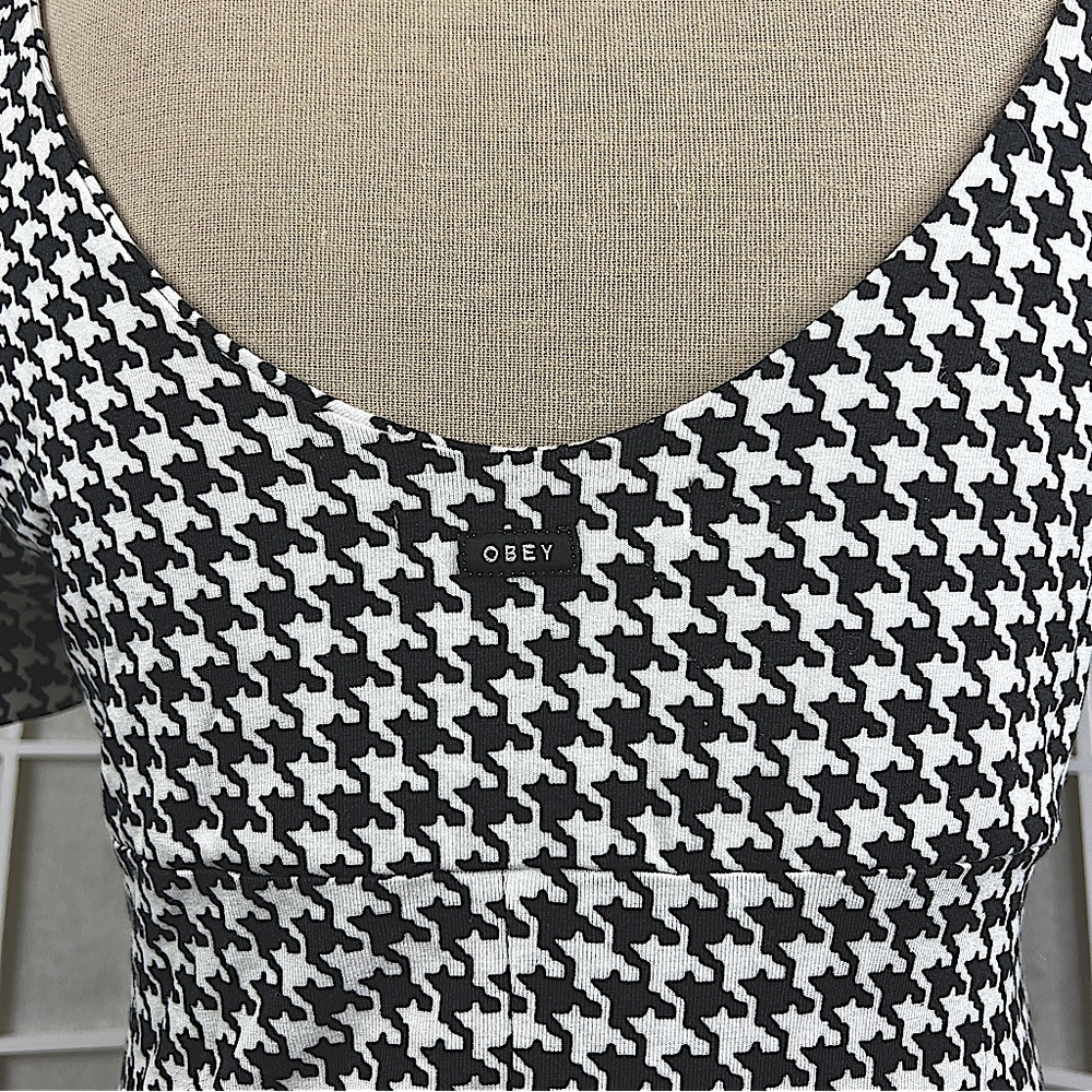 OBEY Houndstooth Mini Dress | Stretch Knit Cap Sleeve | Sz Small HOST PICK! NWOT - Picture 11 of 16